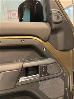 لاند روفر دفندر